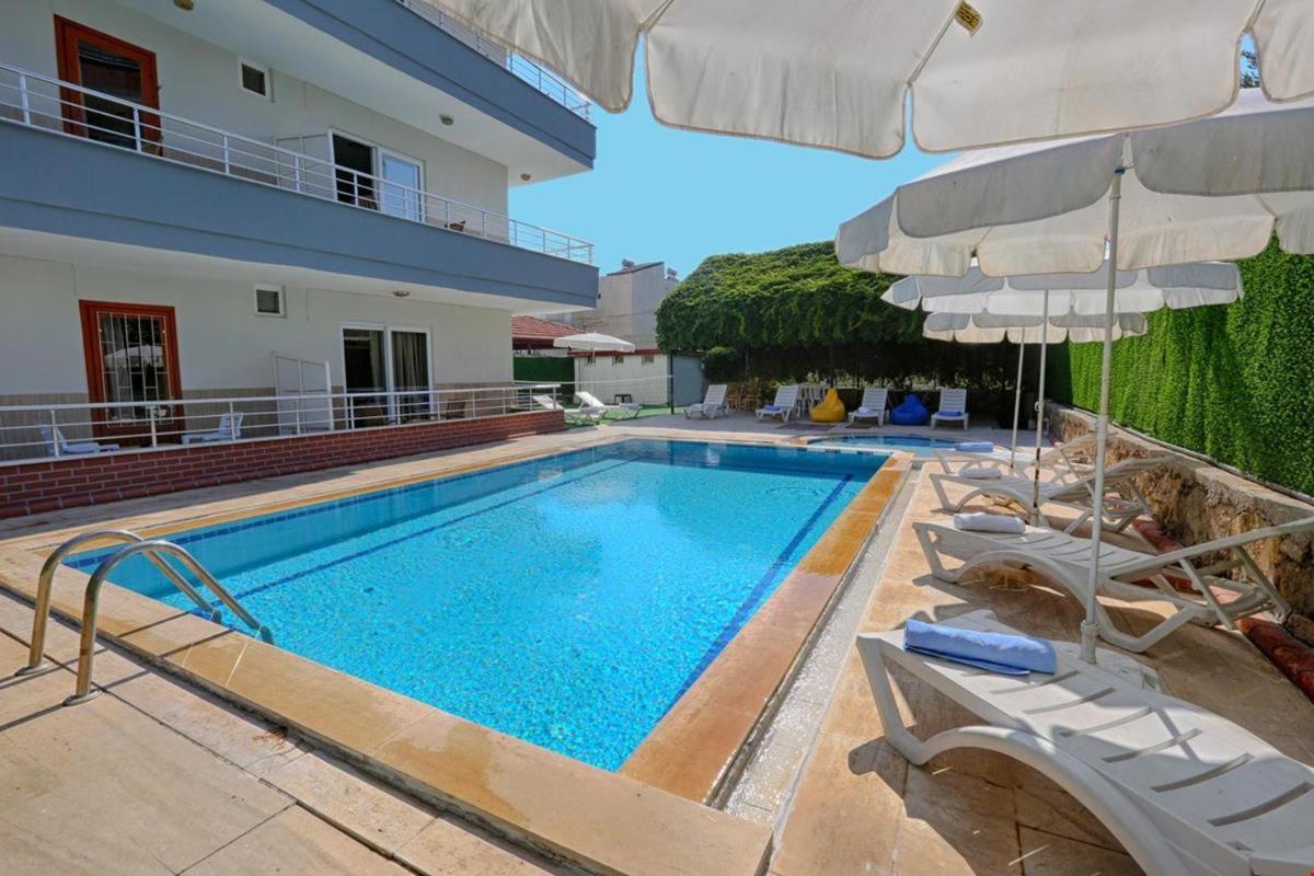 Azak Blue Otel Okurcalar Luaran gambar