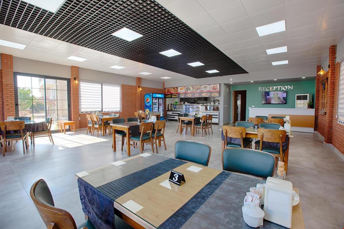 Azak Blue Otel Okurcalar Luaran gambar