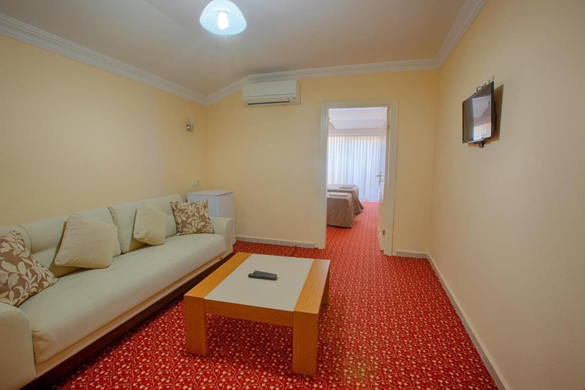 Azak Blue Otel Okurcalar Luaran gambar