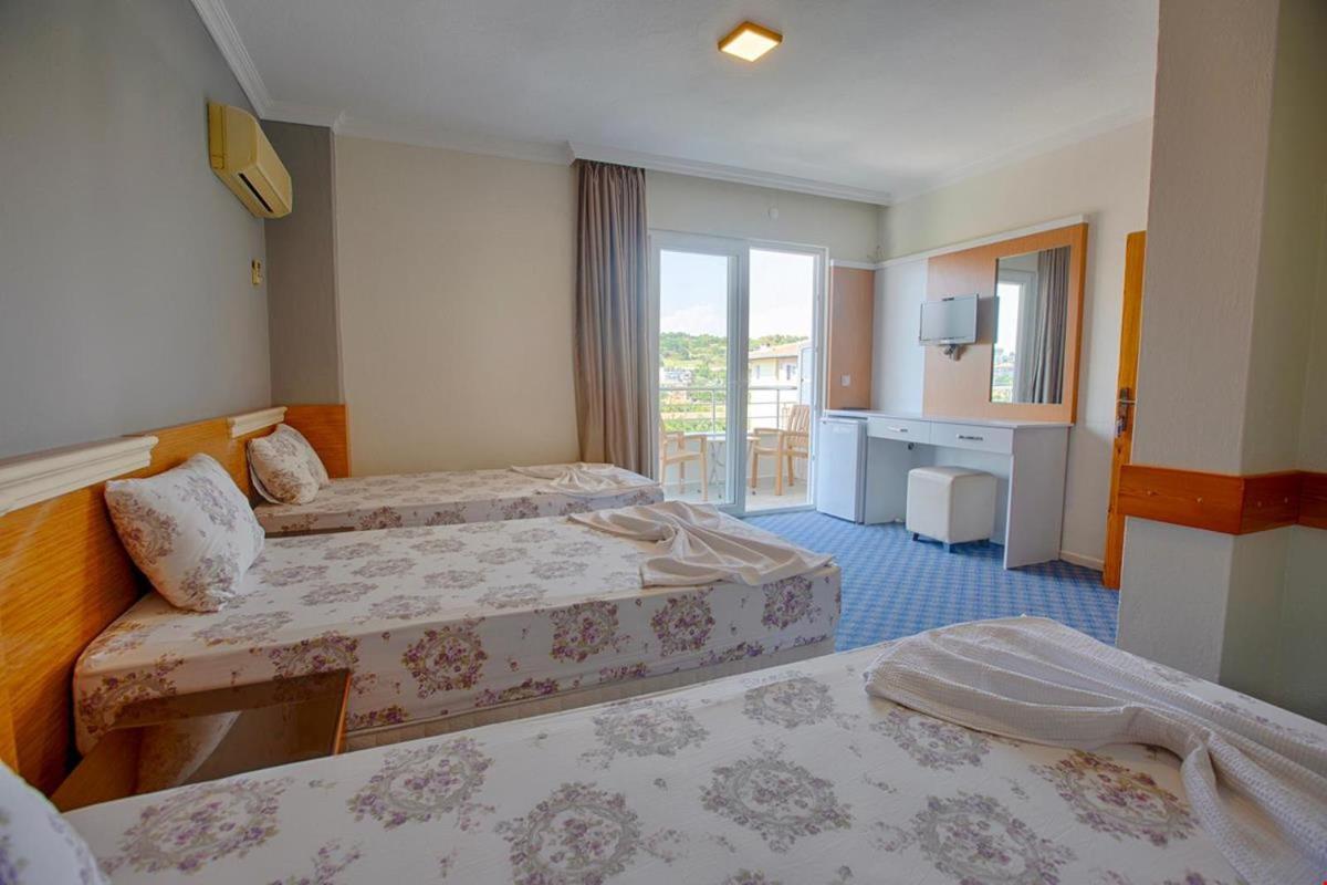 Azak Blue Otel Okurcalar Luaran gambar