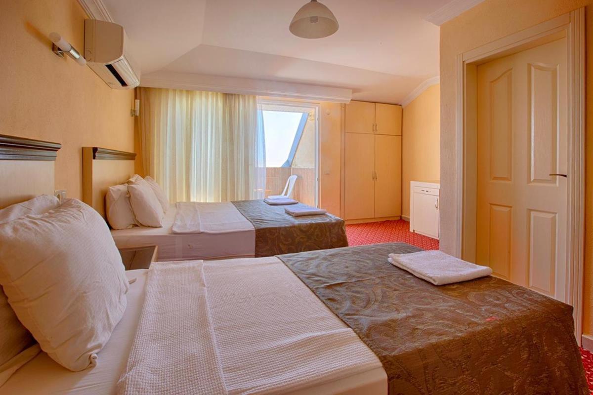 Azak Blue Otel Okurcalar Luaran gambar
